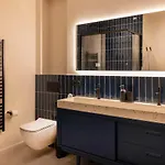 Private Oasis: Luxe 20-guest Estate, Jacuzzi, 8 Ha ヴィラ バゼイユ
