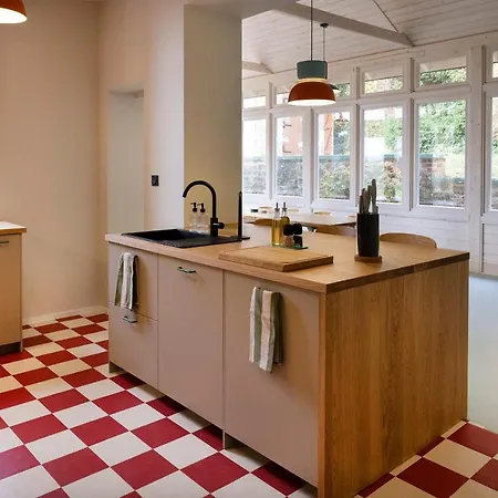 Private Oasis: Luxe 20-guest Estate, Jacuzzi, 8 Ha Vila Bazeilles