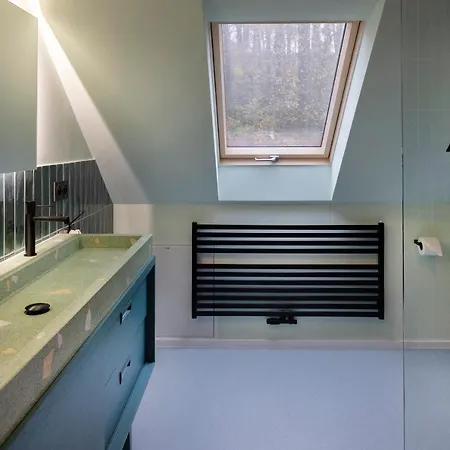 Vila Private Oasis: Luxe 20-guest Estate, Jacuzzi, 8 Ha