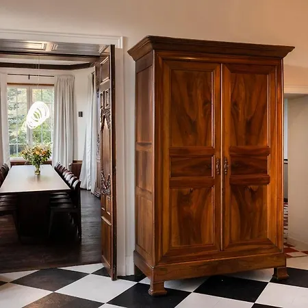 Private Oasis: Luxe 20-guest Estate, Jacuzzi, 8 Ha Bazeilles